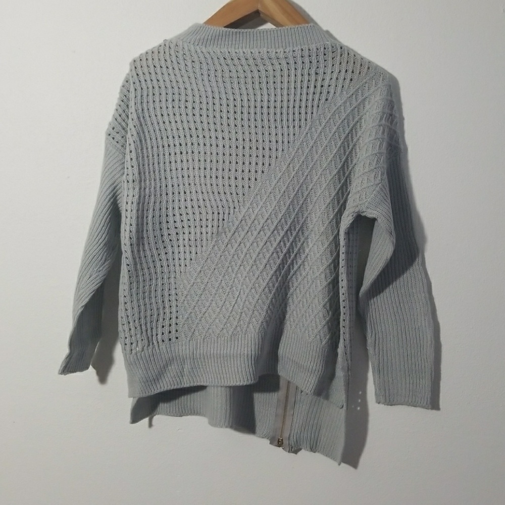 Cozy Batwing Knitted Sweater w/size Zipper - Picture 6 of 7